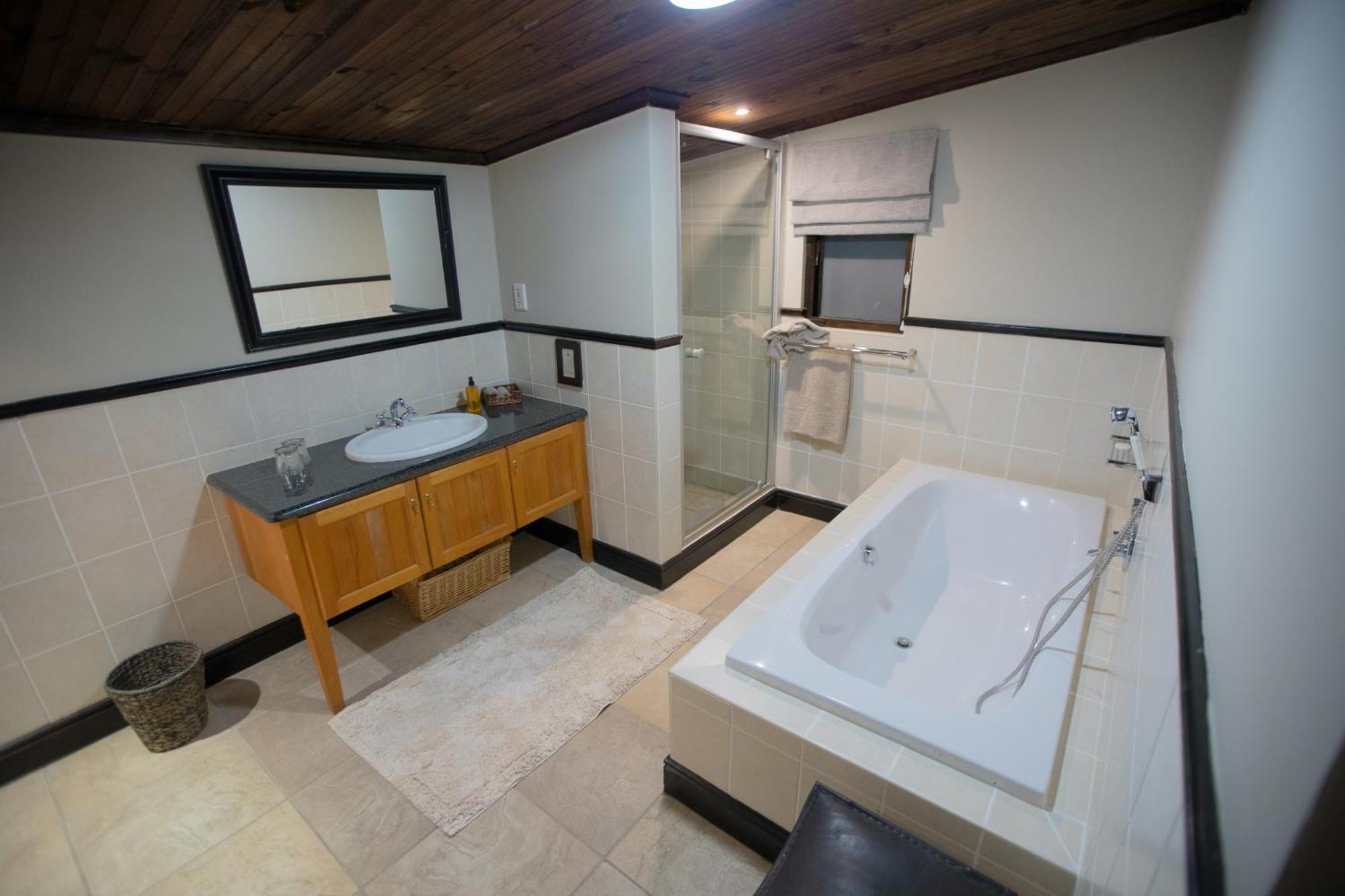 Swartberg Private Game Lodge Oudtshoorn Bagian luar foto