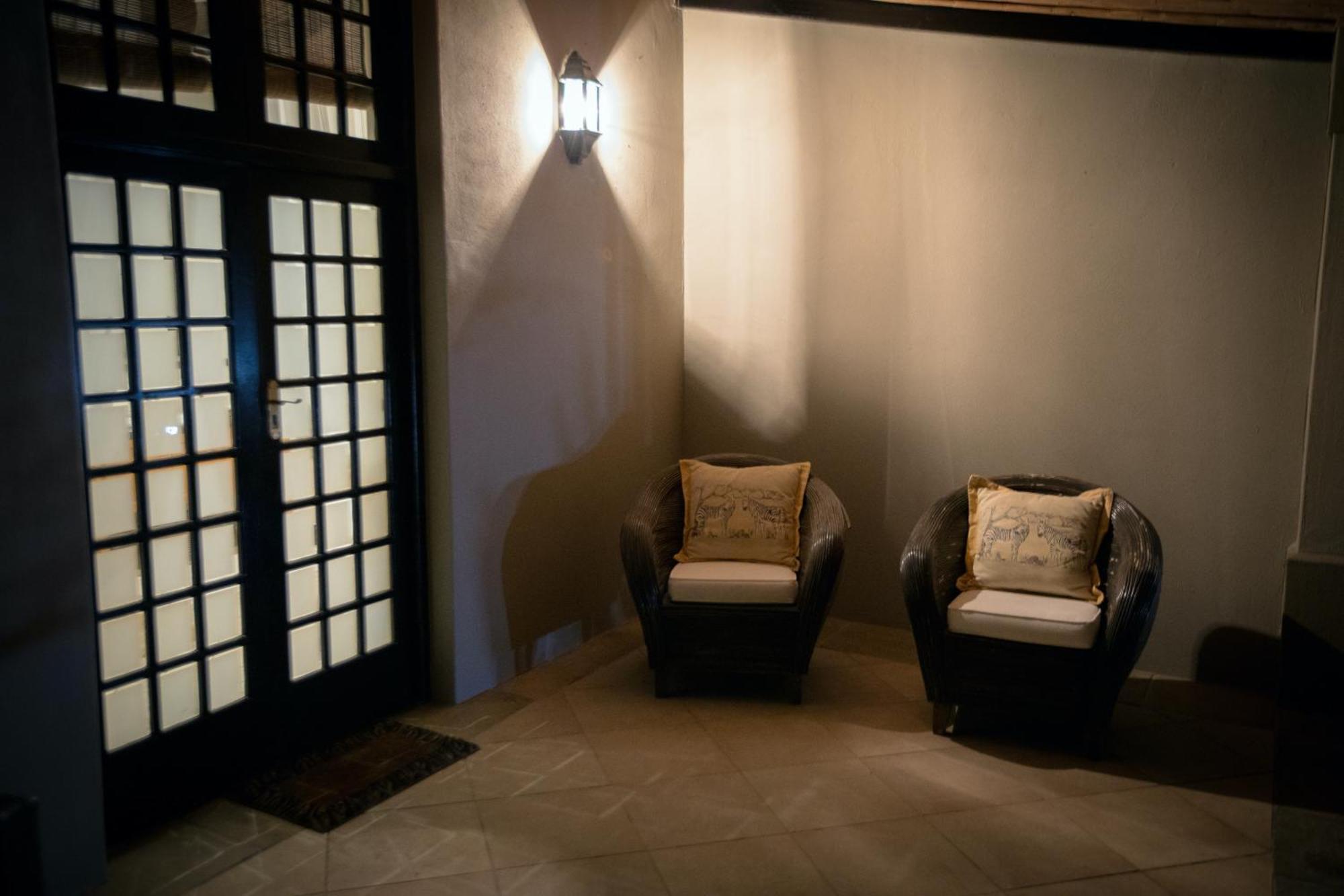 Swartberg Private Game Lodge Oudtshoorn Bagian luar foto