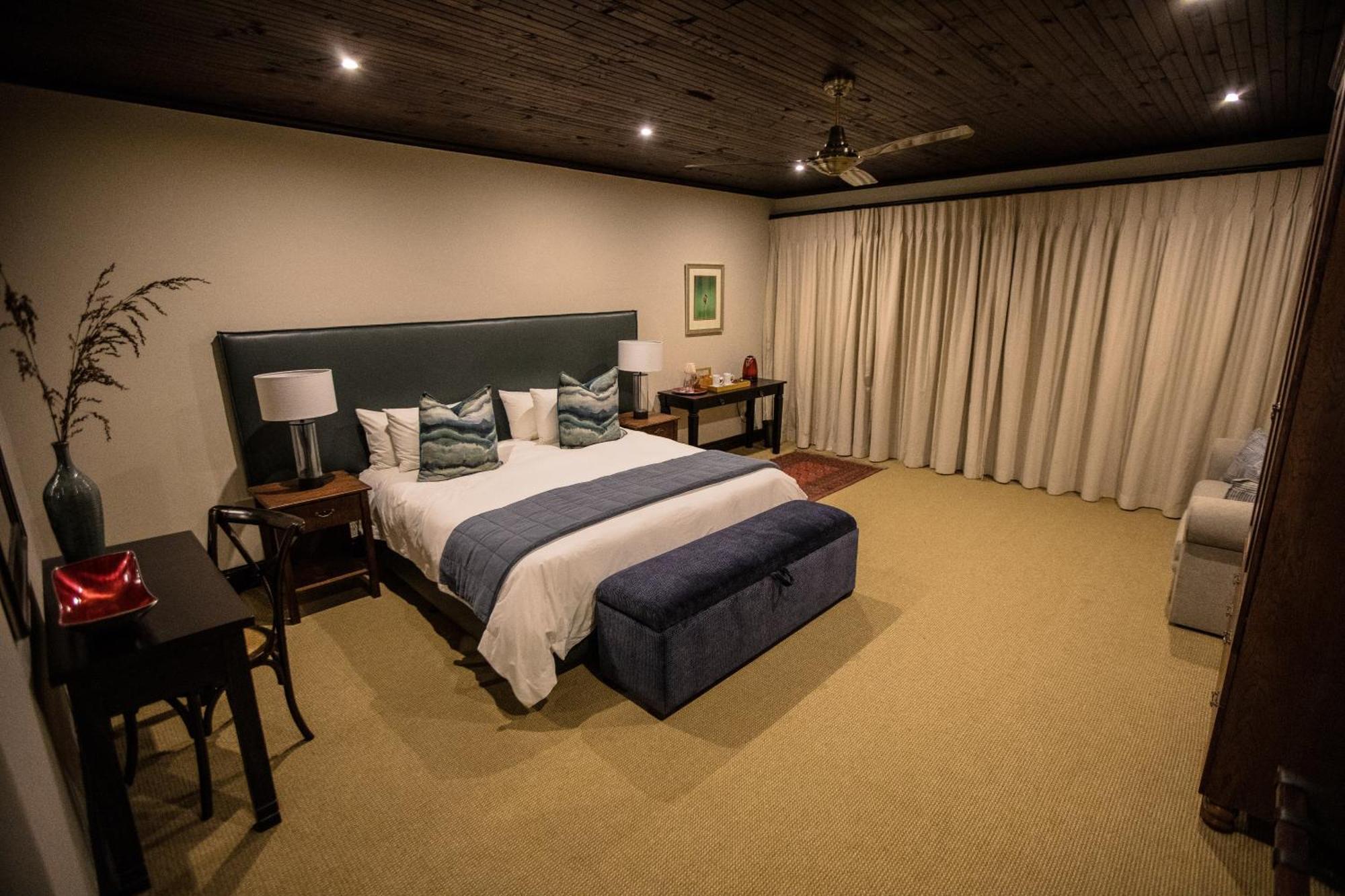 Swartberg Private Game Lodge Oudtshoorn Bagian luar foto