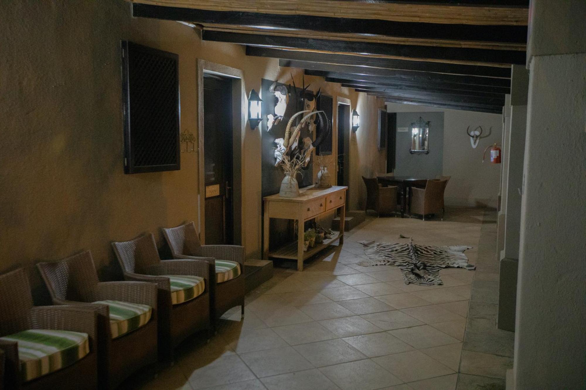 Swartberg Private Game Lodge Oudtshoorn Bagian luar foto